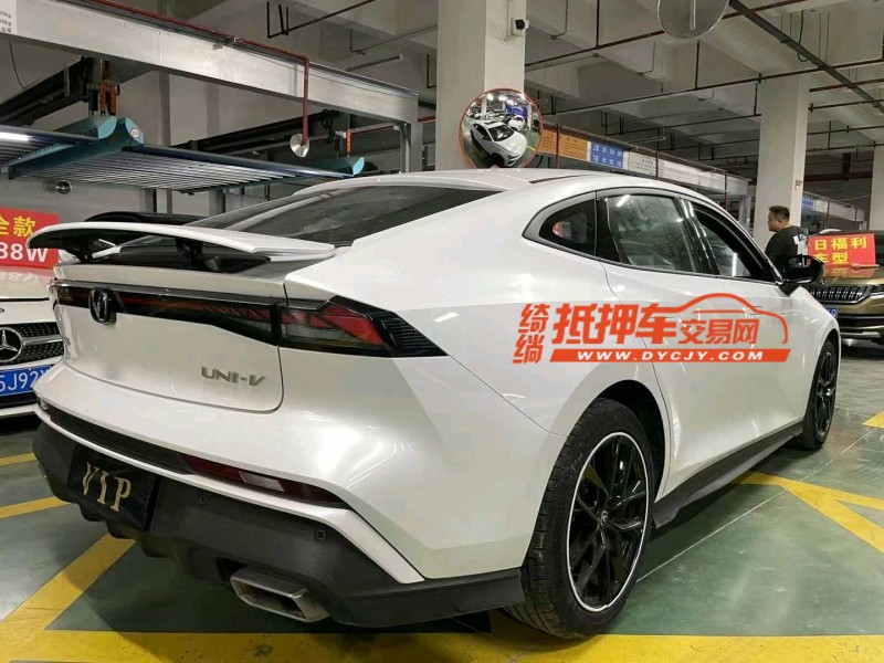 成都24年长安汽车UNI-V7