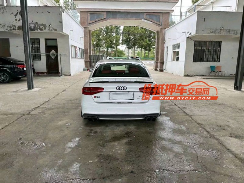 徐州15年奥迪A4L9