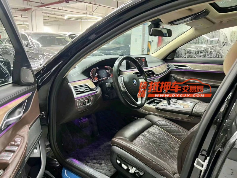 广州21年宝马7系7