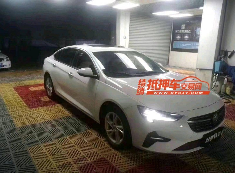 汕头21年别克君威2