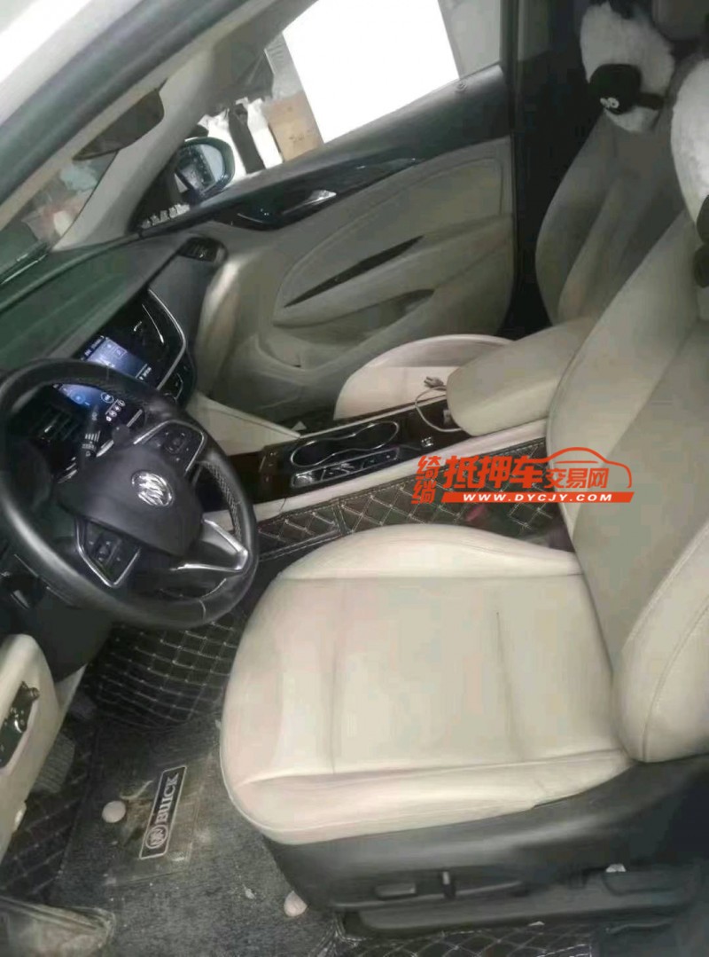 汕头21年别克君威8