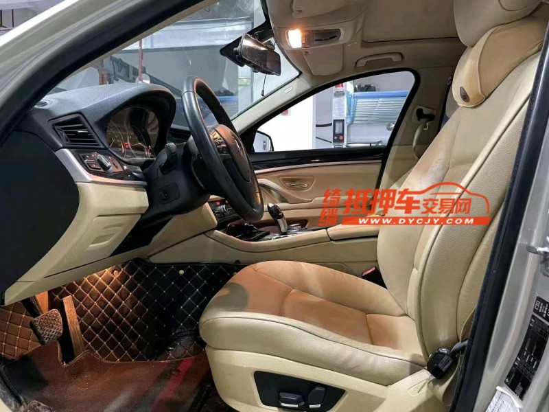 成都13年宝马5系4