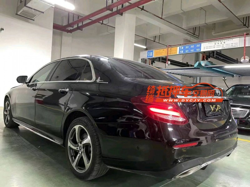 成都19年奔驰E9