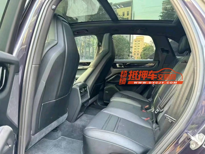 广州20年保时捷卡宴8