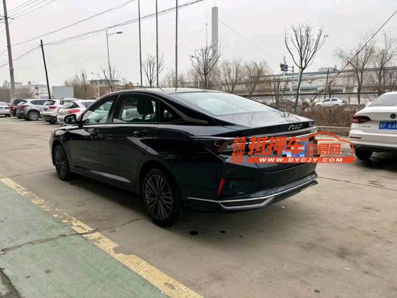 保定22年东风奕炫5