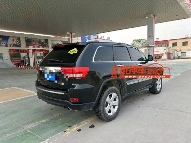 保定13年Jeep大切诺基4
