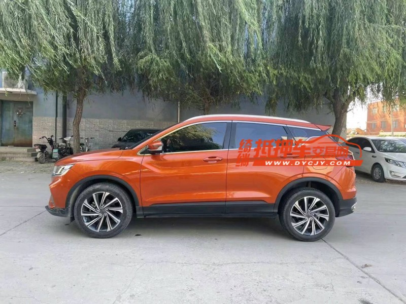 保定19年吉利缤越3