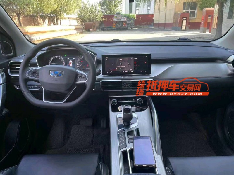 保定19年吉利缤越6