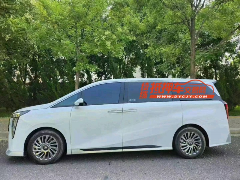 保定23年传祺M83