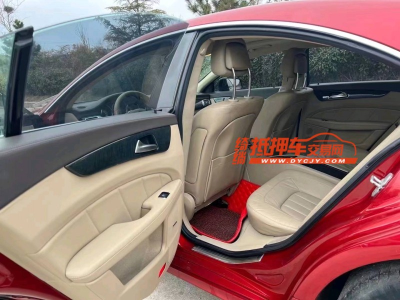 青岛13年奔驰CLS8