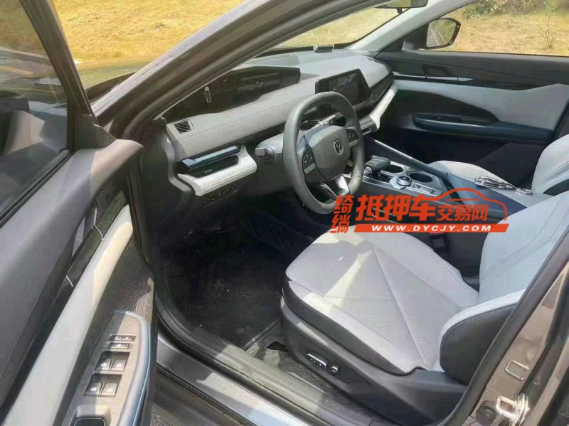 烟台23年长安汽车UNI-V5