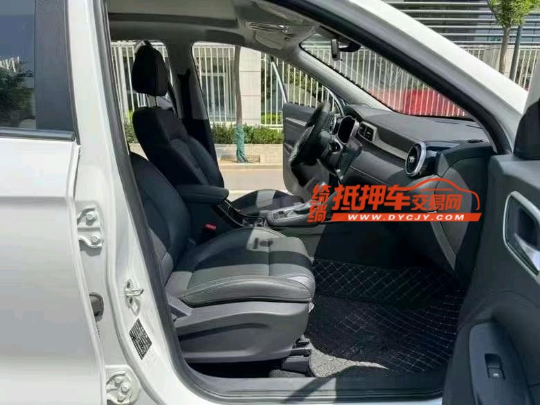 濟寧23年名爵ZS5