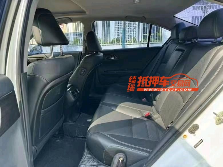 济宁14年本田雅阁4