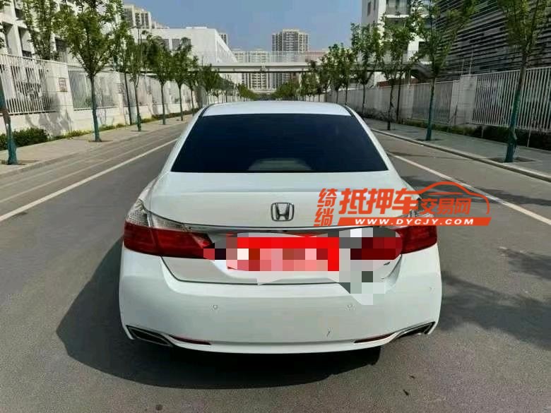 济宁14年本田雅阁9