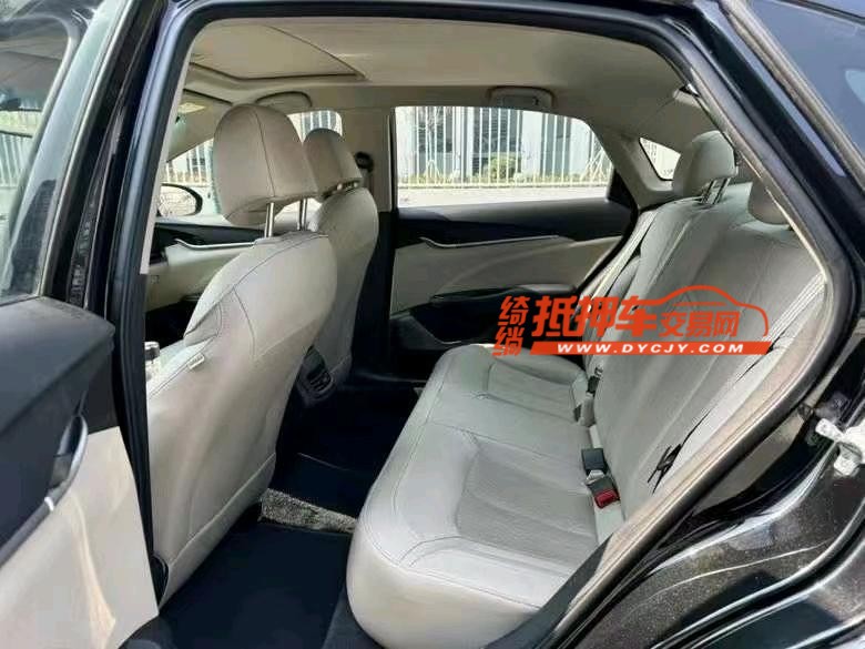济宁17年别克英朗3