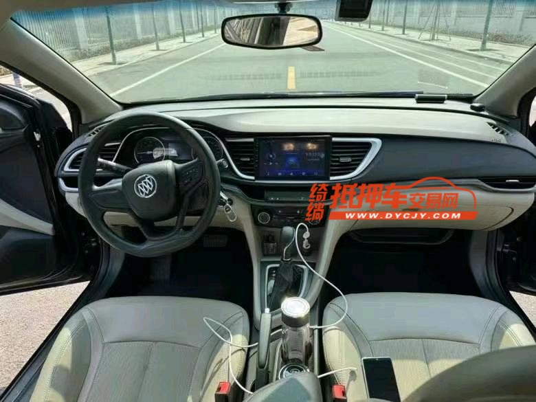 济宁17年别克英朗5