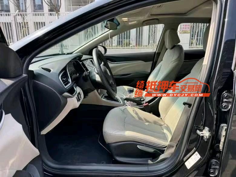 济宁17年别克英朗6