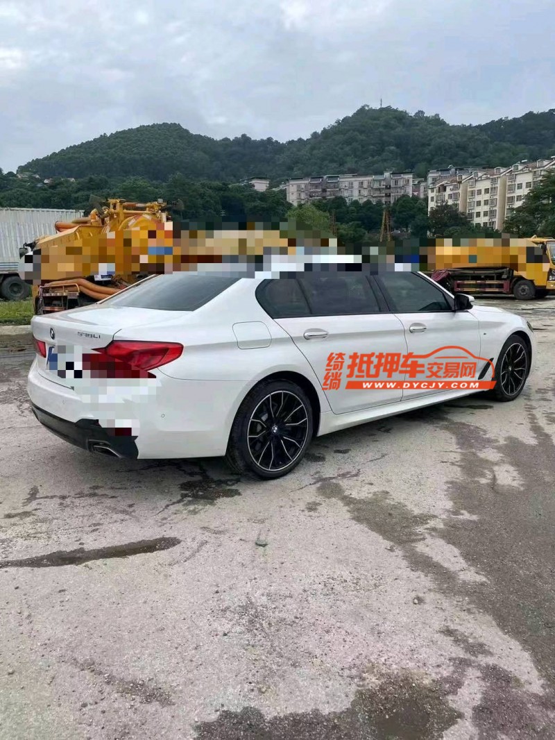 南寧18年寶馬5系8