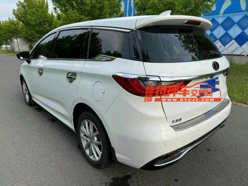 淄博19年比亚迪宋MAX7