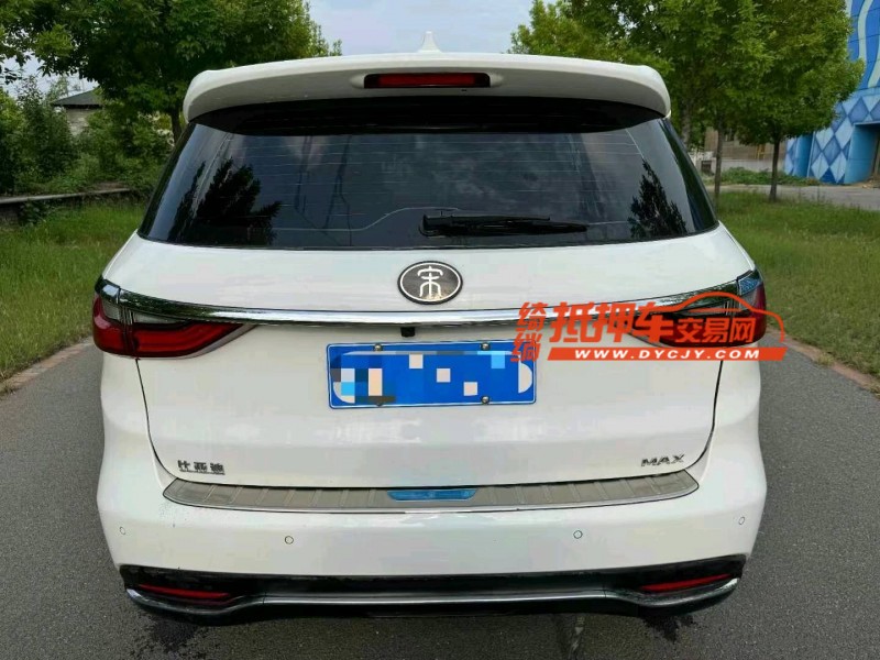 淄博19年比亚迪宋MAX9