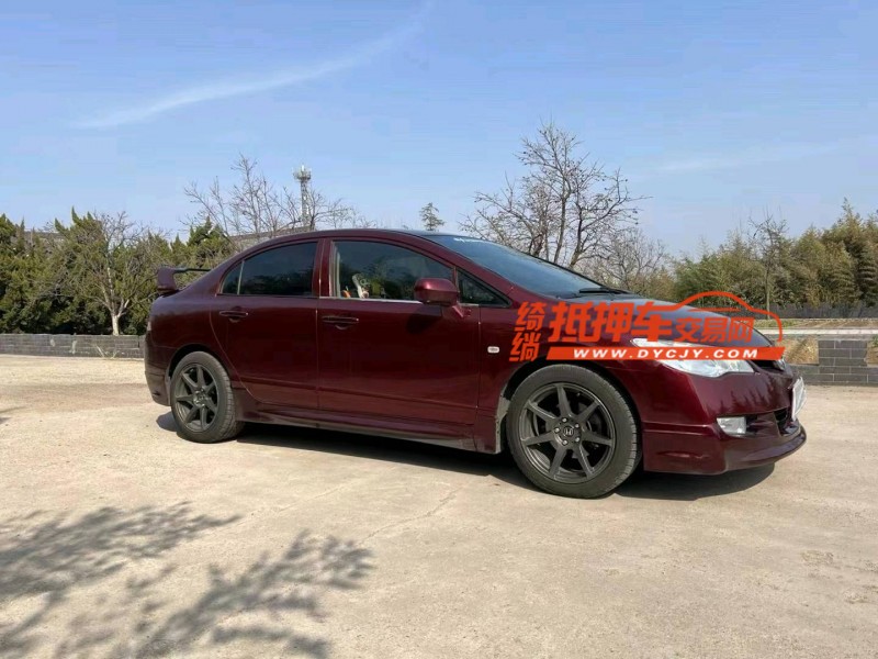 青岛14年本田思域3