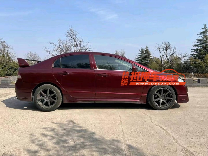 青岛14年本田思域7