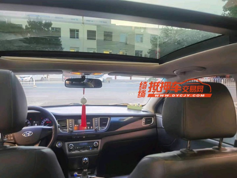 保定16年现代名图6