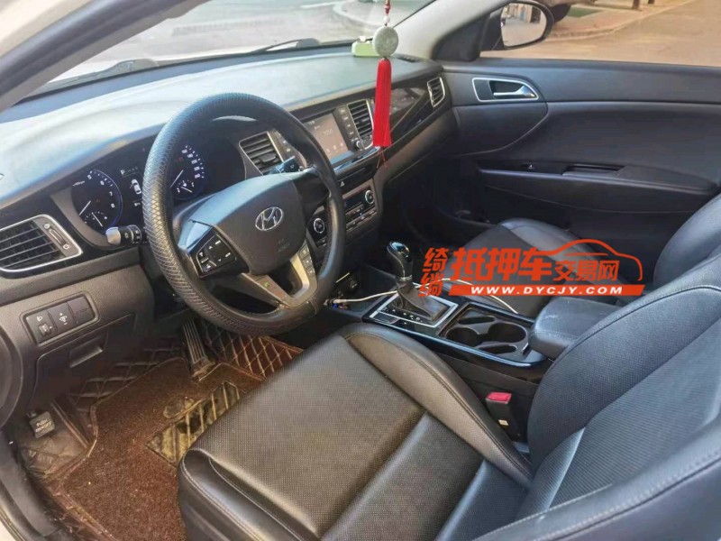 保定16年现代名图8