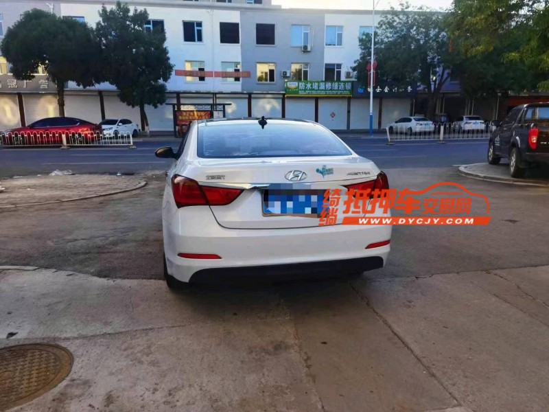 保定16年现代名图9