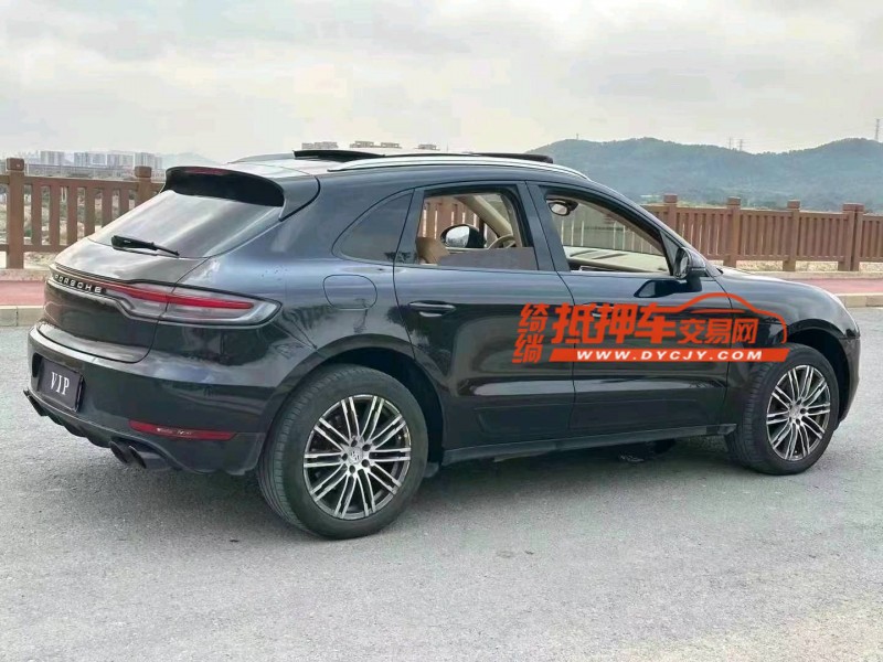 东莞15年保时捷Macan8