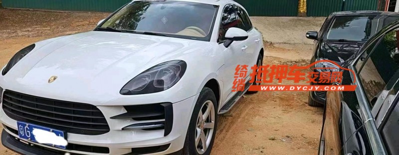 广州17年保时捷Macan2