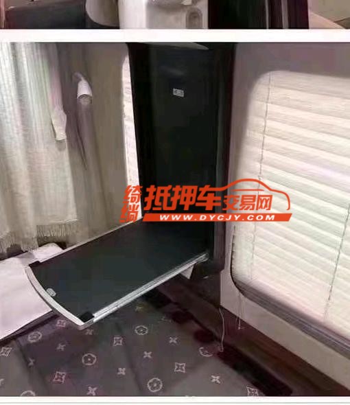 济宁14年奔驰斯宾特6