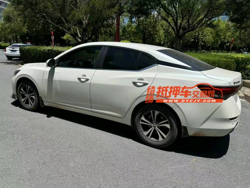 楚雄22年日產軒逸7