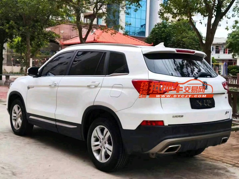 汕头17年长安汽车CS755