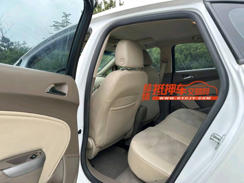 青岛14年别克英朗GT4