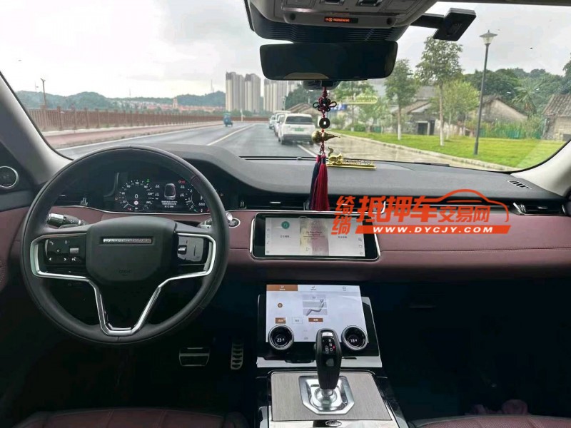 东莞22年路虎极光6