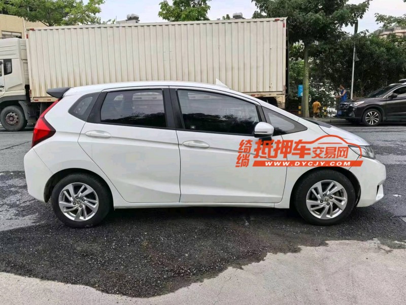 广州15年本田飞度4
