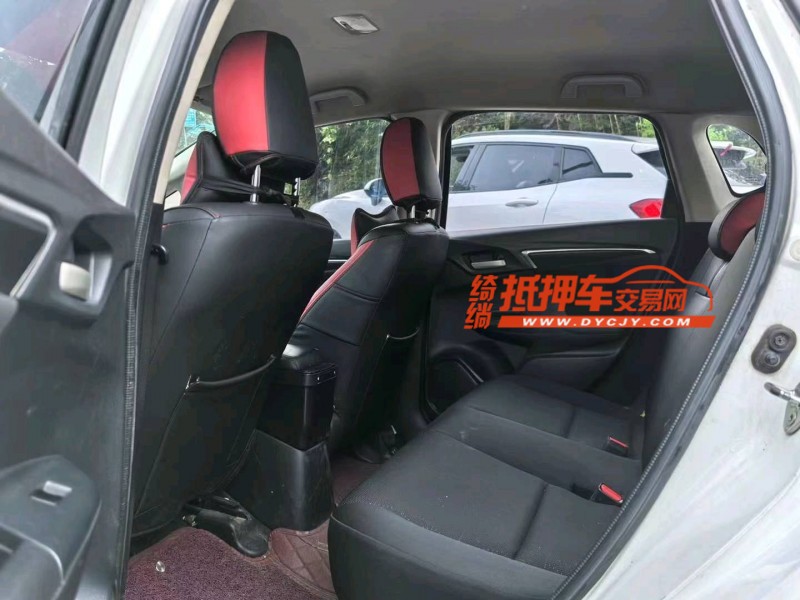 广州15年本田飞度7