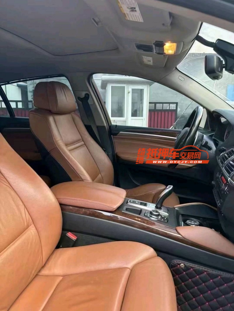 济南13年宝马X68