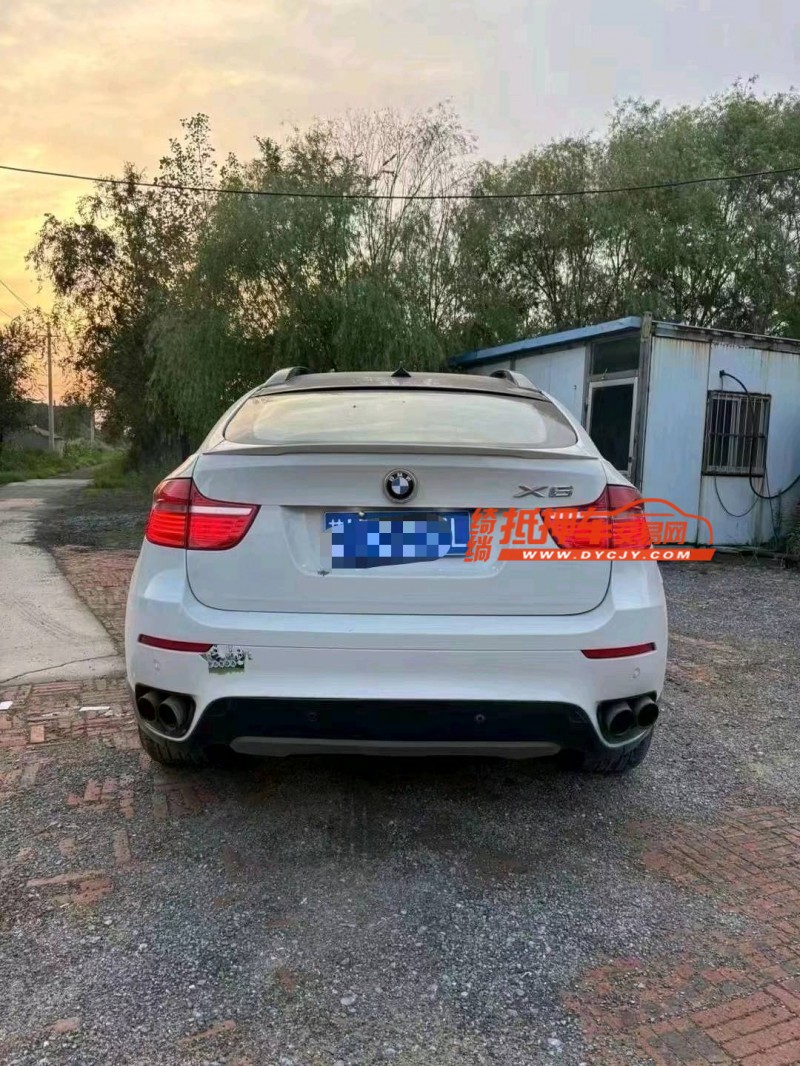 济南13年宝马X69