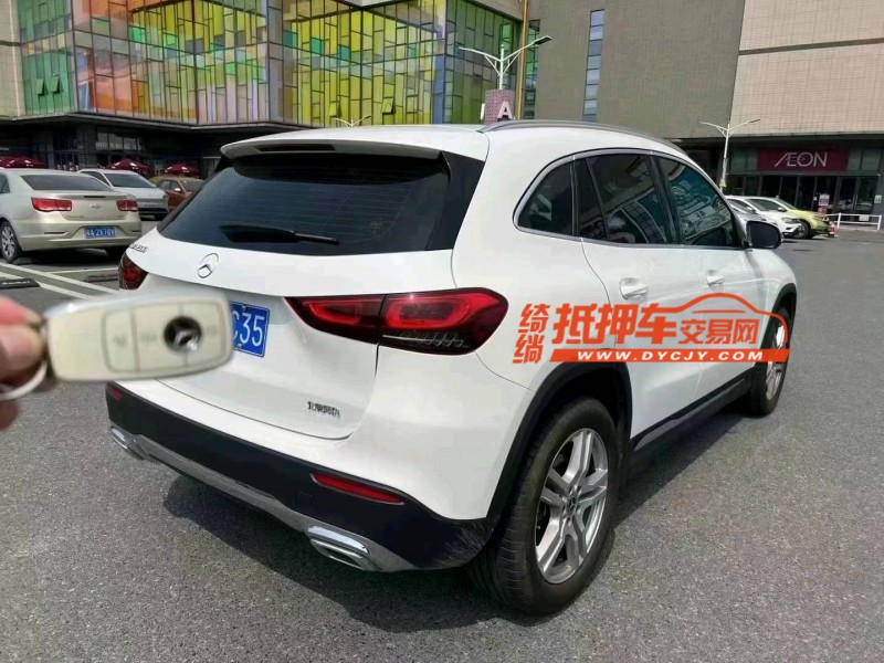广州22年奔驰GLA5