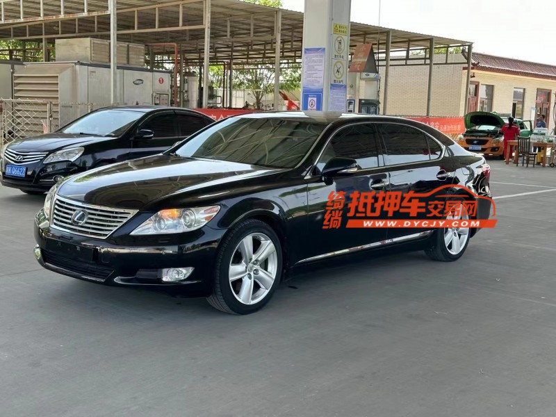 榆林10年雷克萨斯LS3
