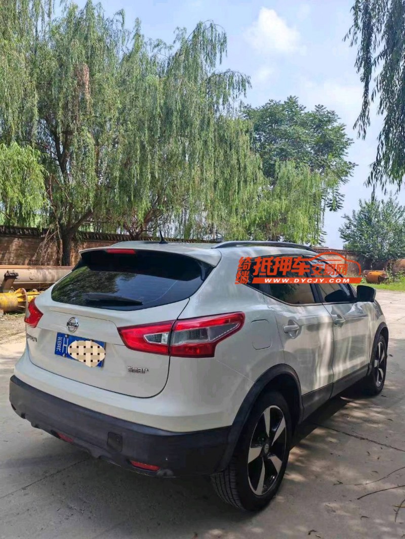 保定16年日产逍客4