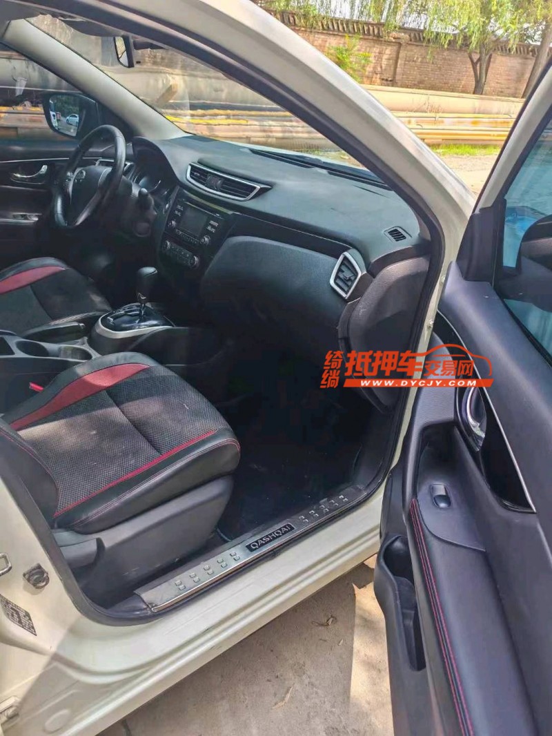 保定16年日产逍客7