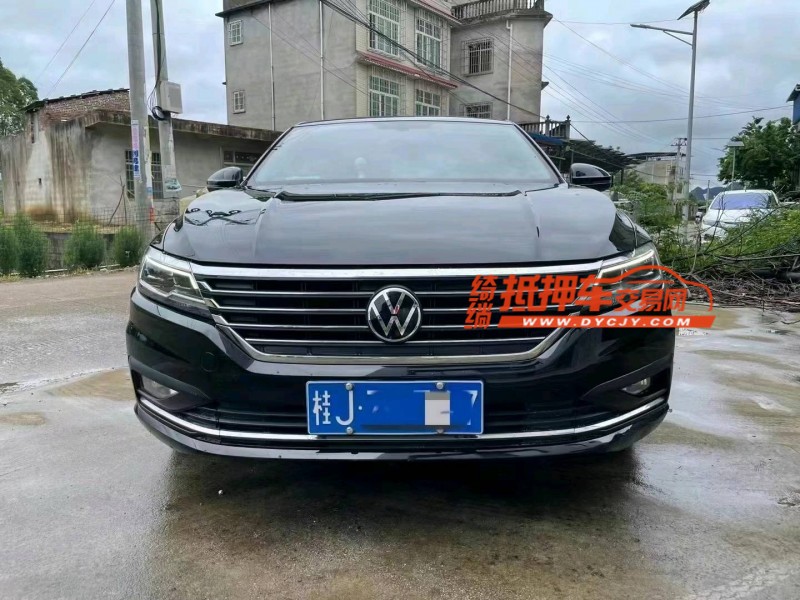 防城港22年大眾朗逸1