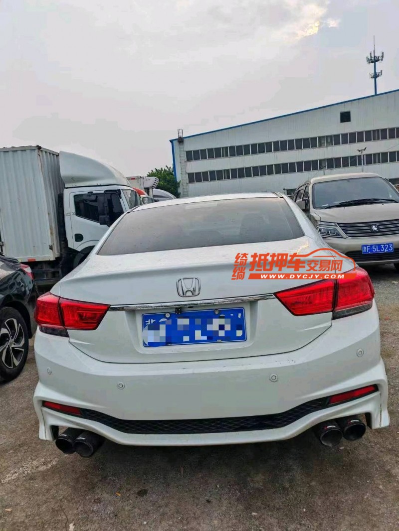 保定17年本田思铂睿9