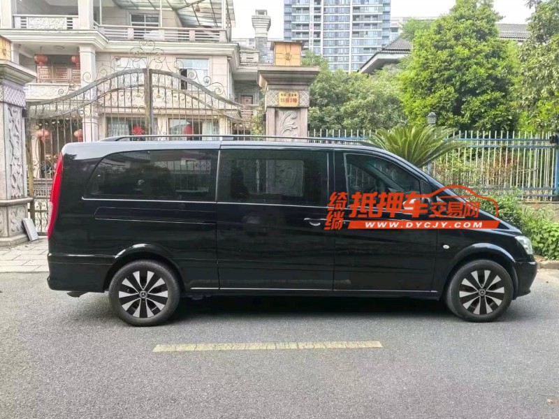 唐山15年奔馳威霆3