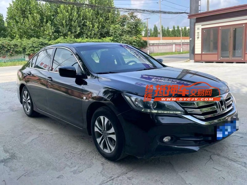 保定15年本田雅阁2