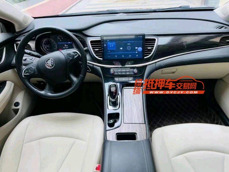 聊城20年别克君越7