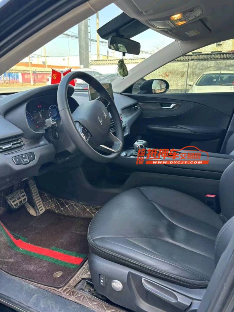 保定23年红旗E-QM55